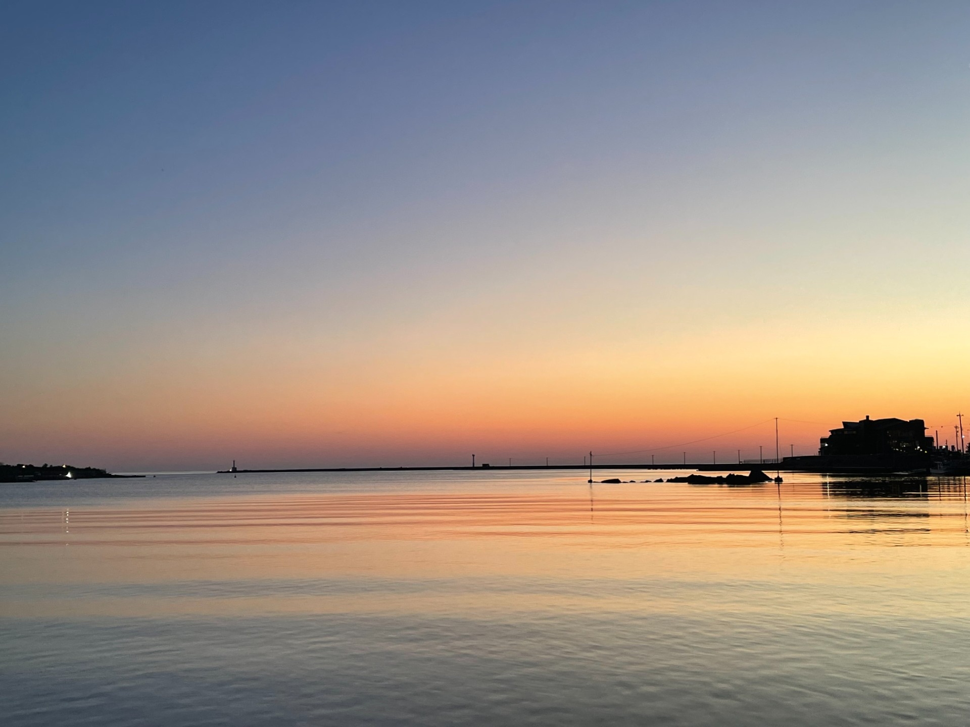 福井・三国の夕陽と海。グリーンフラッシュを探した夕暮れ散歩 |ほまち